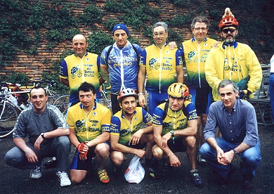 Gruppo finale dei 175 km. (clicca per ingrandire - 192760 byte)