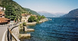 il lago di Como nei pressi di Onno